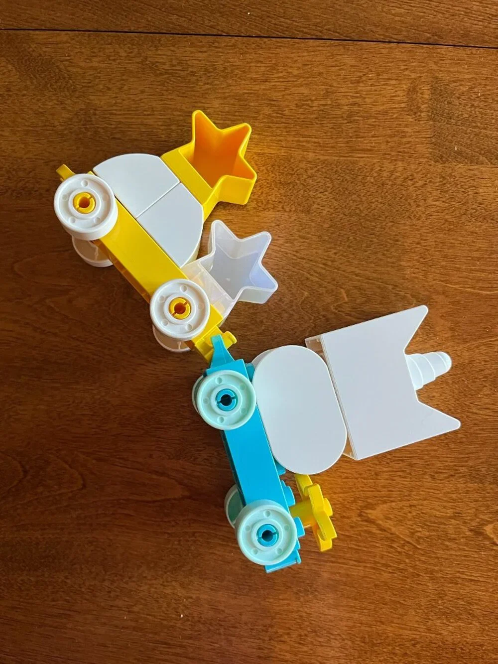 Duplo unicorn rainbow train - Picture 4 of 7